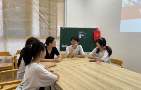 【社会实践】绘本润童心，“双减”促成长 ——“小水滴”团队开展《蛀虫日记》绘本活动