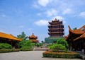追溯历史的瑰宝：赞颂黄鹤楼的壮丽与传奇